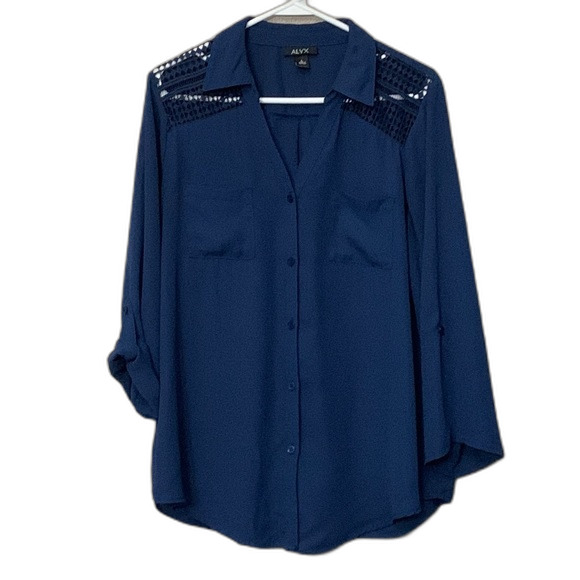 Alyx woman’s blue sheer button down 3/4 tab sleeve blue Large W/shoulder detail - Picture 1 of 12
